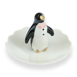‼️ ISO ‼️ LC Lauren Conrad  Penguin trinket tray